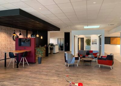 Showroom-menuiserie-orange