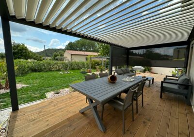 Pergola bioclimatique jardin
